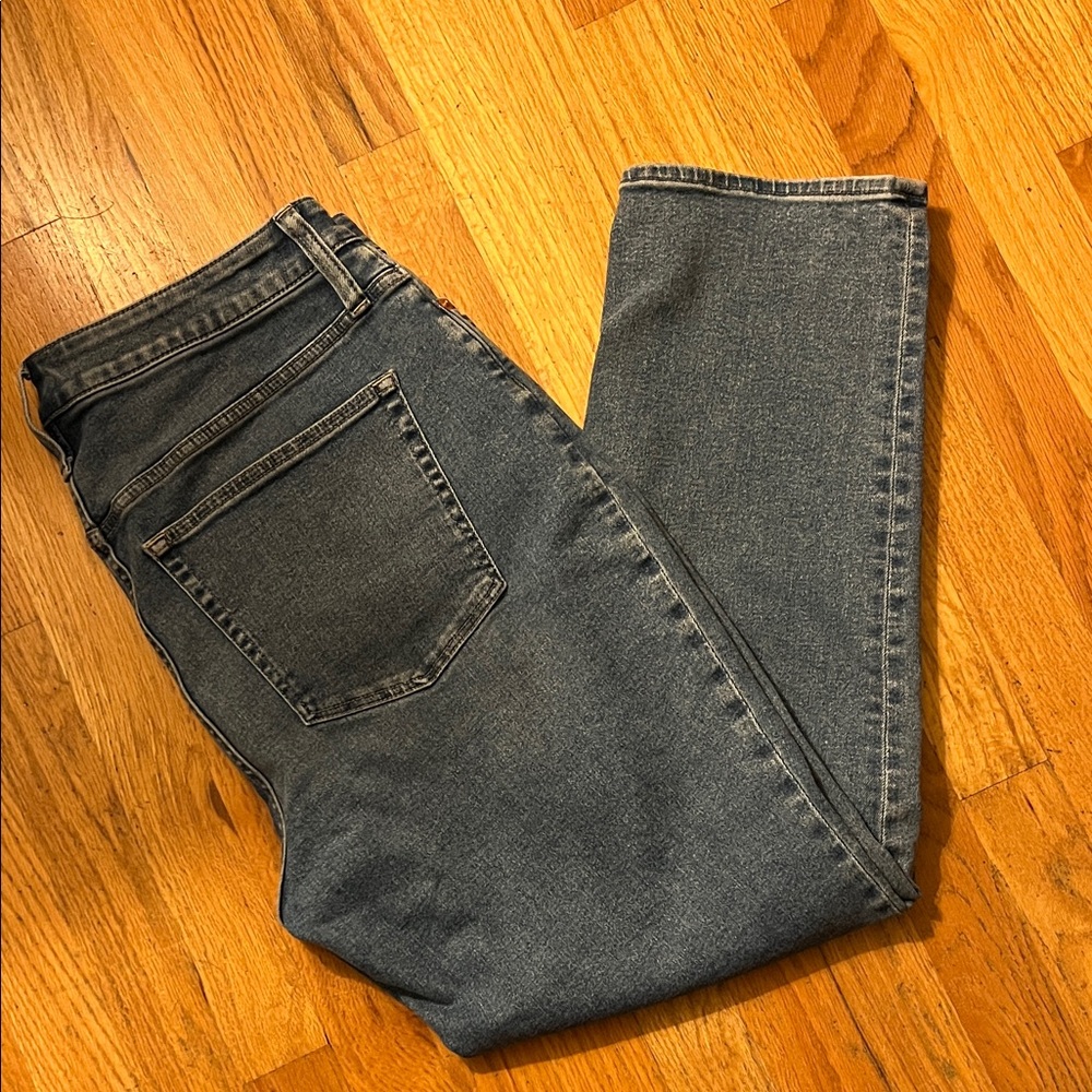 J. Crew Women's Curvy stovepipe medium wash Jeans 32